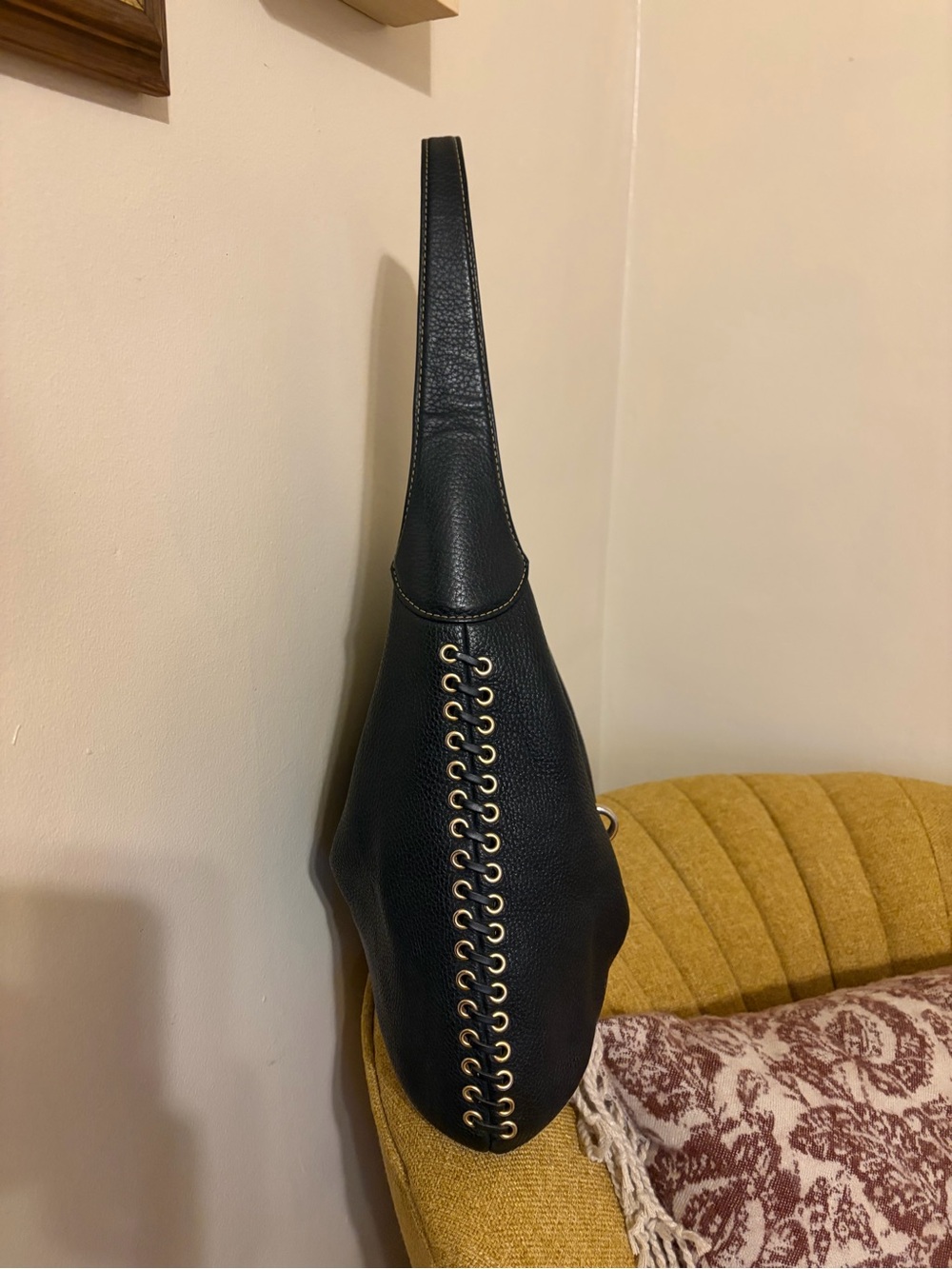 Dooney & Burke Black Leather Hobo Bag with side Hardware Detailing - Picture 5 of 12